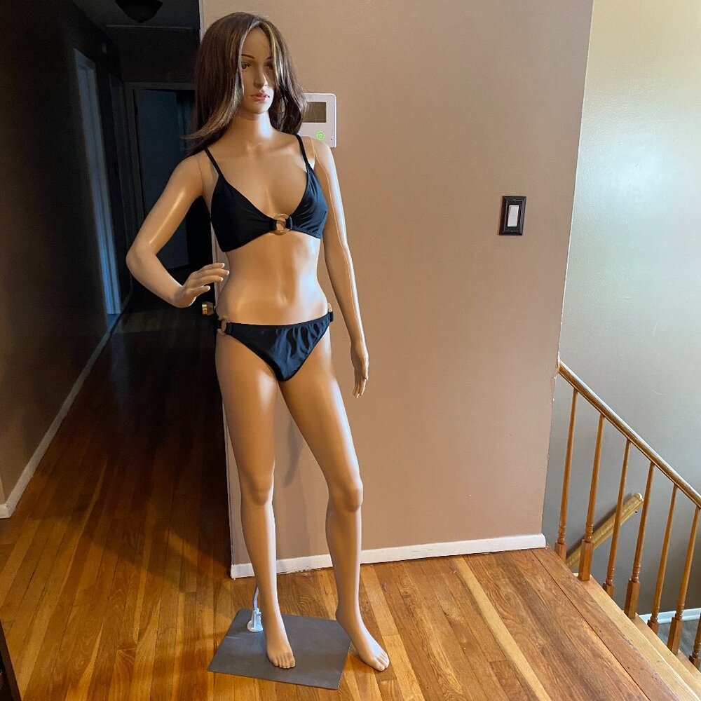 Black Bikini NWT 0-Ring Detail on Both Size L